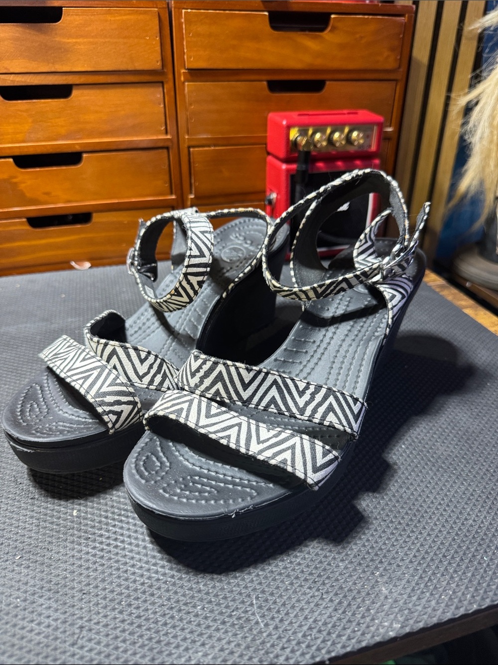 CROCS Black & White Geometric Wedge Sandals